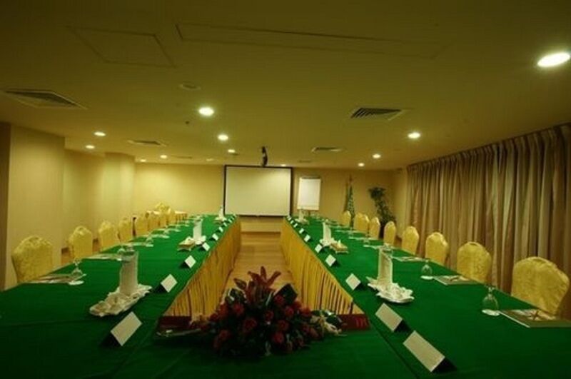 Oyo 335 Manazil Al Ain Grand Hotel Mecca ภายนอก รูปภาพ